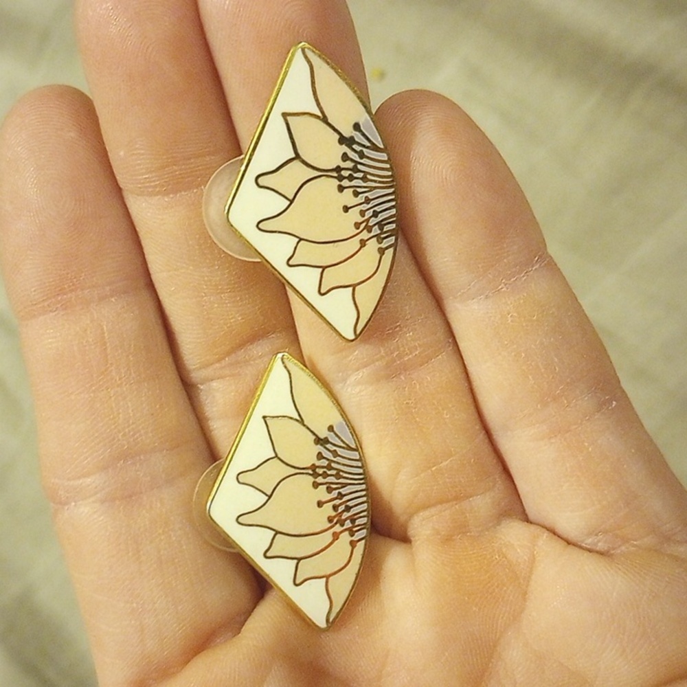 Vintage Laurel Burch lotus flower earrings, EUC